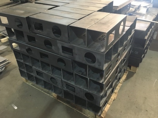 Corte Laser de Tubo Sec��o Quadrada